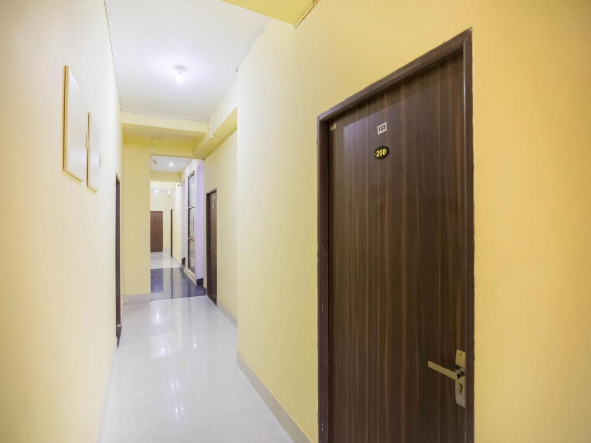 Flagship 76560 Hotel Vanss Бхубанешвар Екстериор снимка