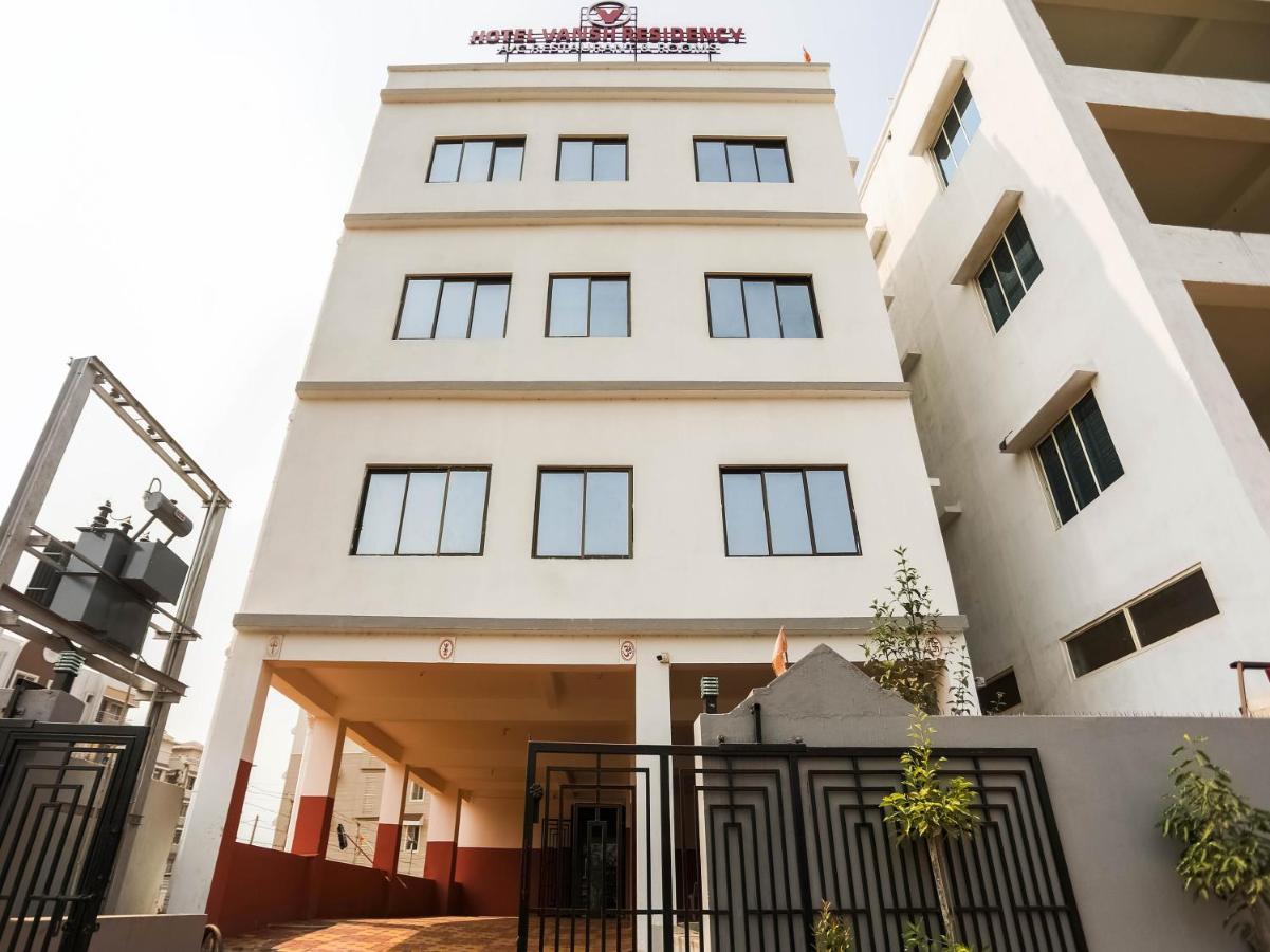 Flagship 76560 Hotel Vanss Бхубанешвар Екстериор снимка
